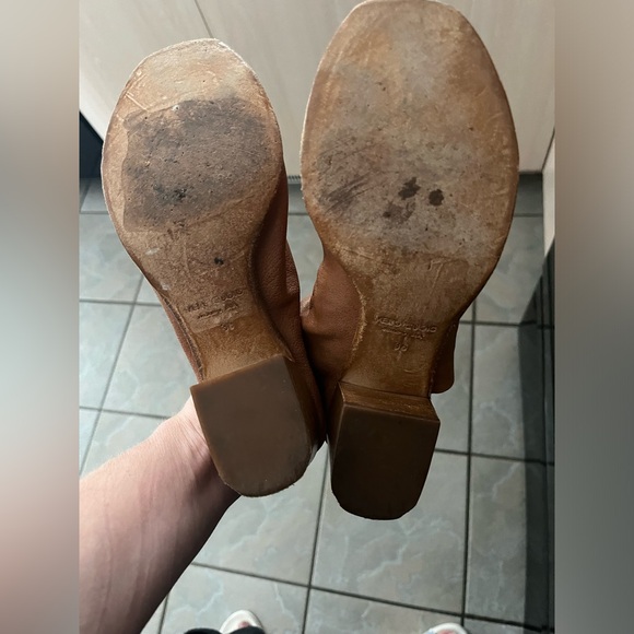 Mimosa genuine soft, full grain leather peep toe mule-small heel-size 6 US - Picture 10 of 10